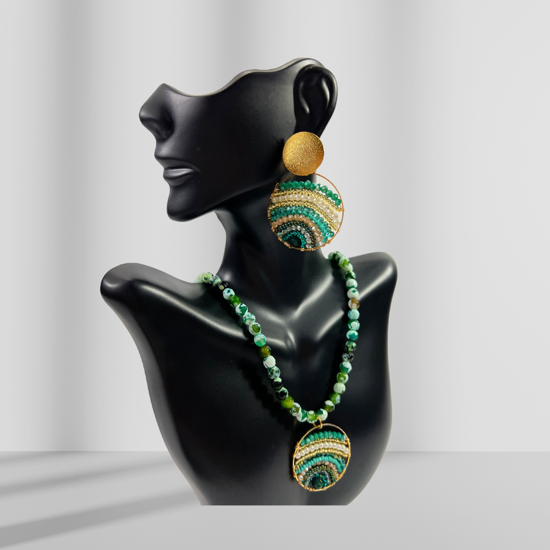Mother Nature Green Shakira Necklace & Earring Set