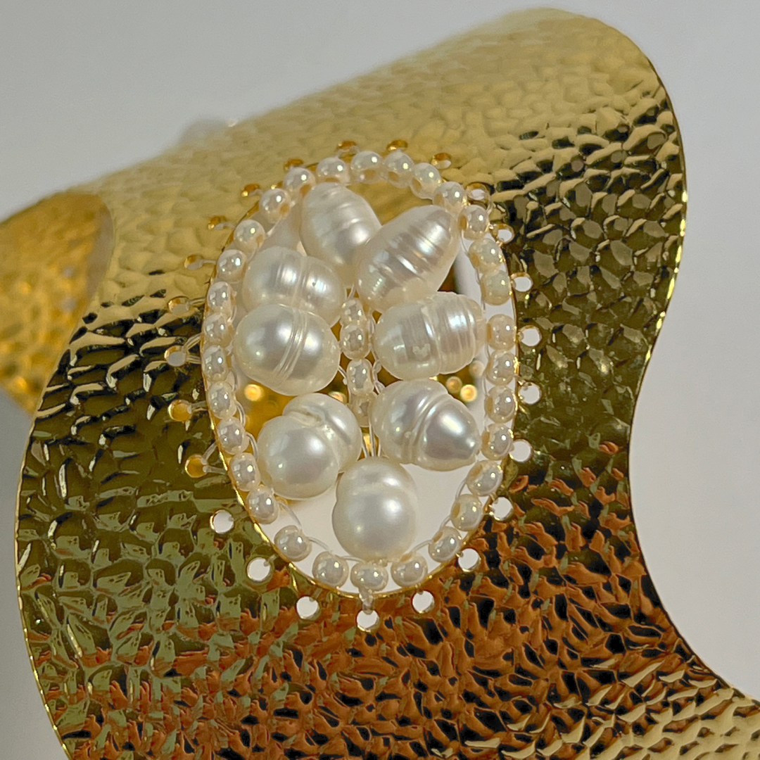 River Pearl Wide Cuff Bracelet & Earring Set